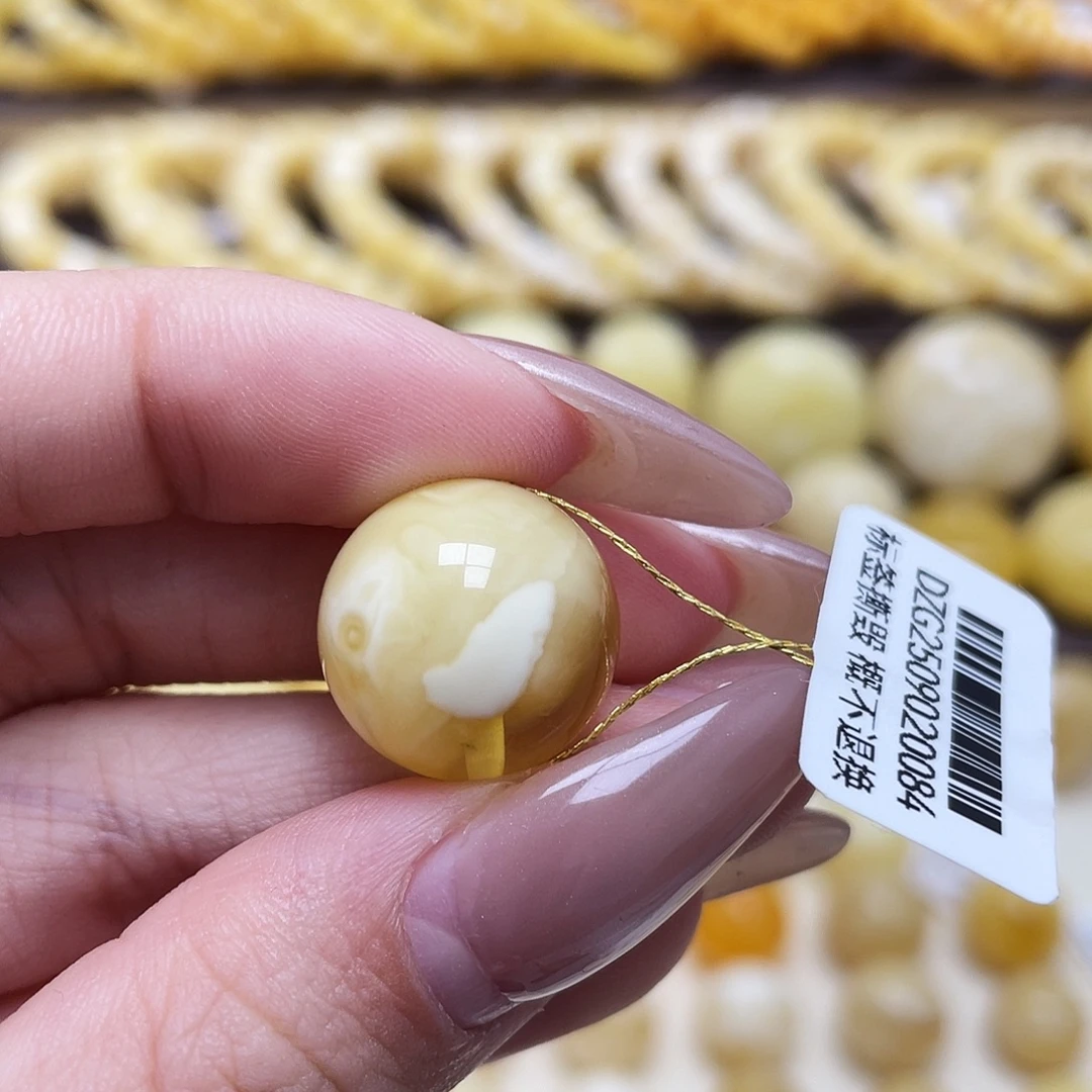 琥珀未镶嵌裸石16.4mm圆珠瑕