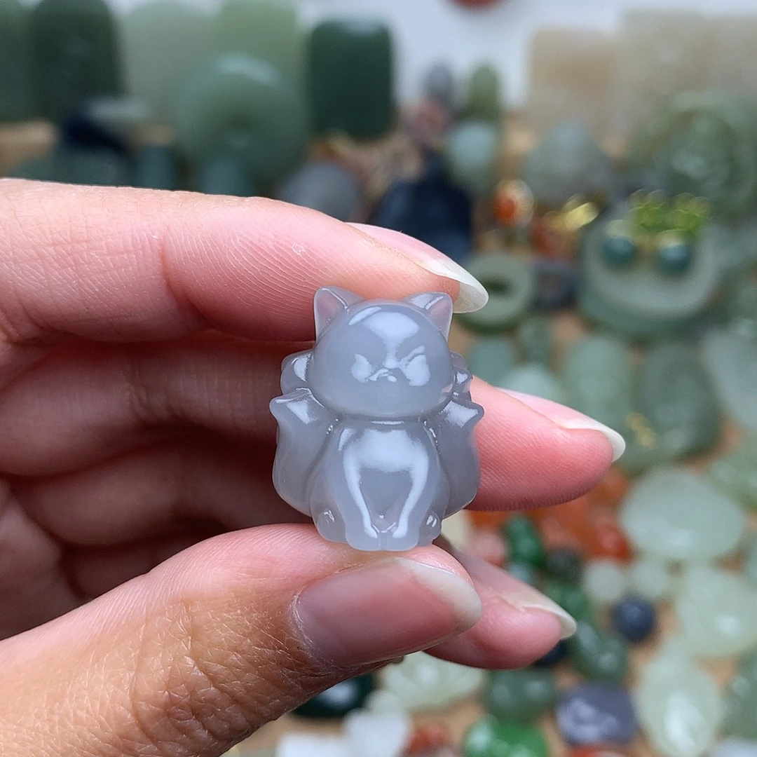 和田玉吊坠未镶嵌