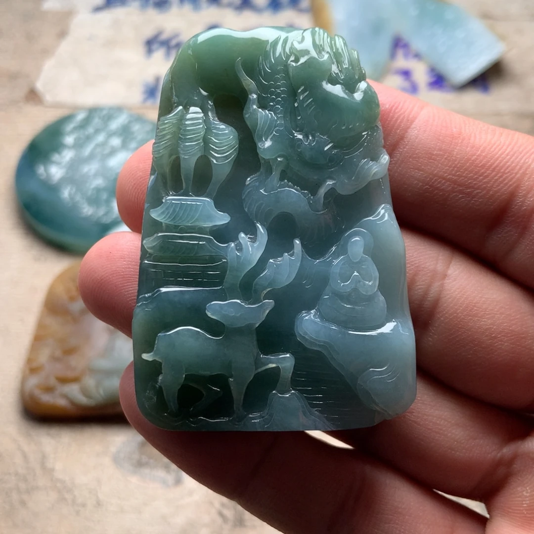 定制翡翠未镶嵌翡翠