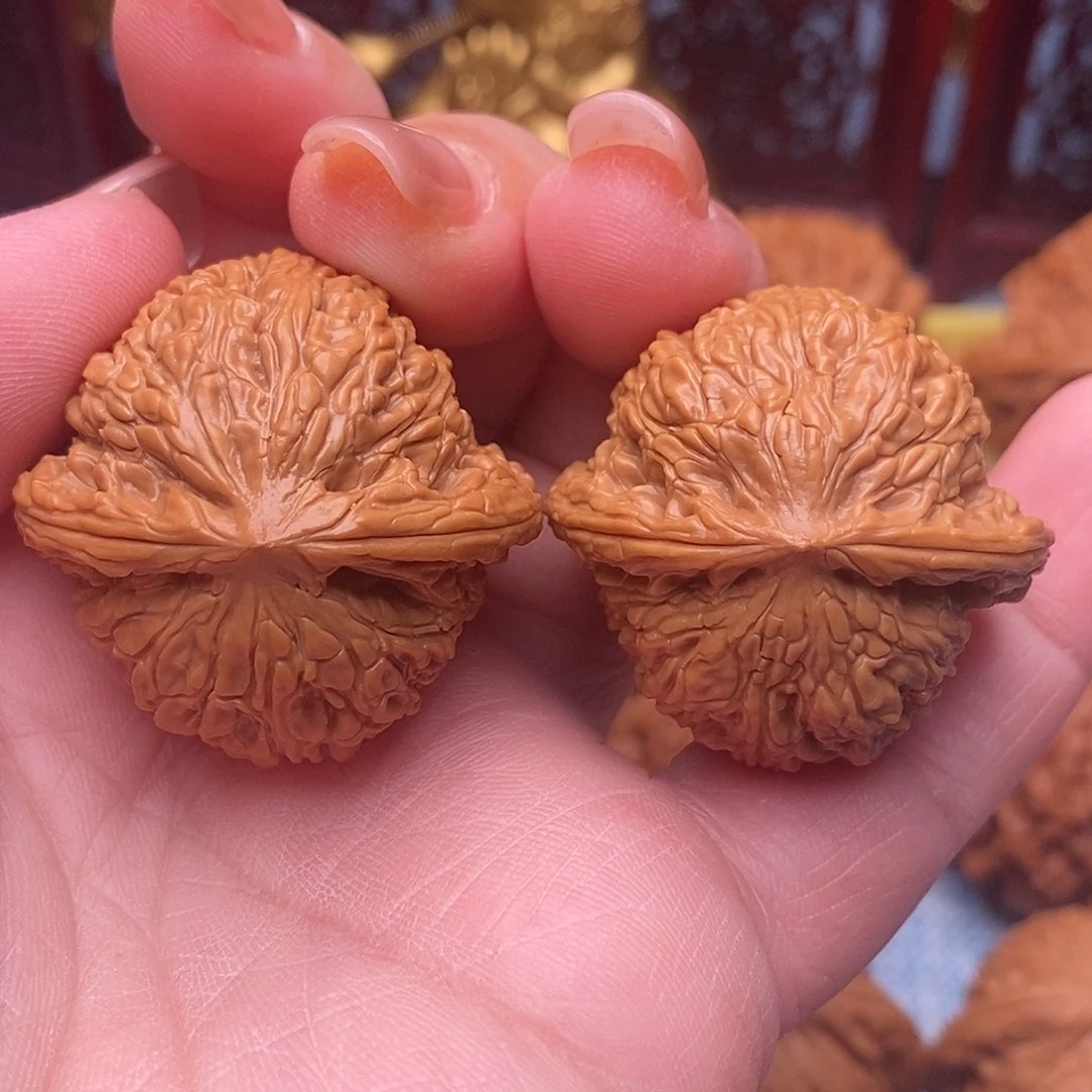 文玩核桃把件34全品毕业红宝石