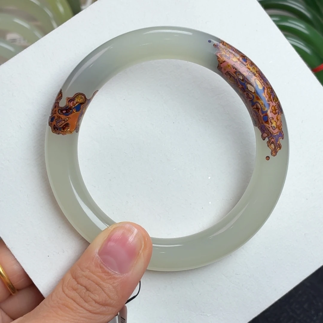 和田玉未镶嵌手镯晴底雕花30号