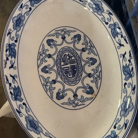 陶瓷12寸深窝盘一个