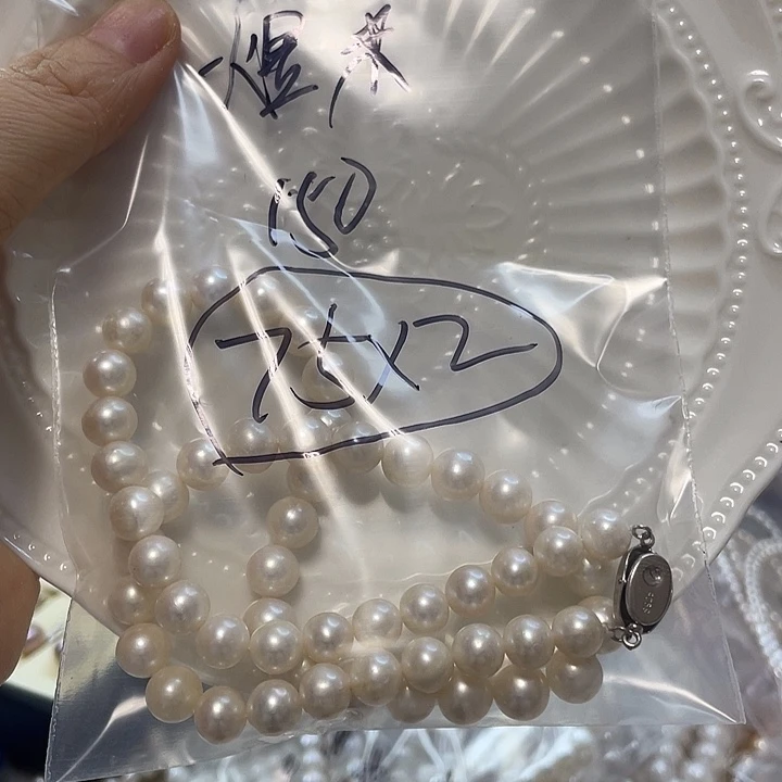 煜***米颈饰银S925镶嵌淡水珍珠