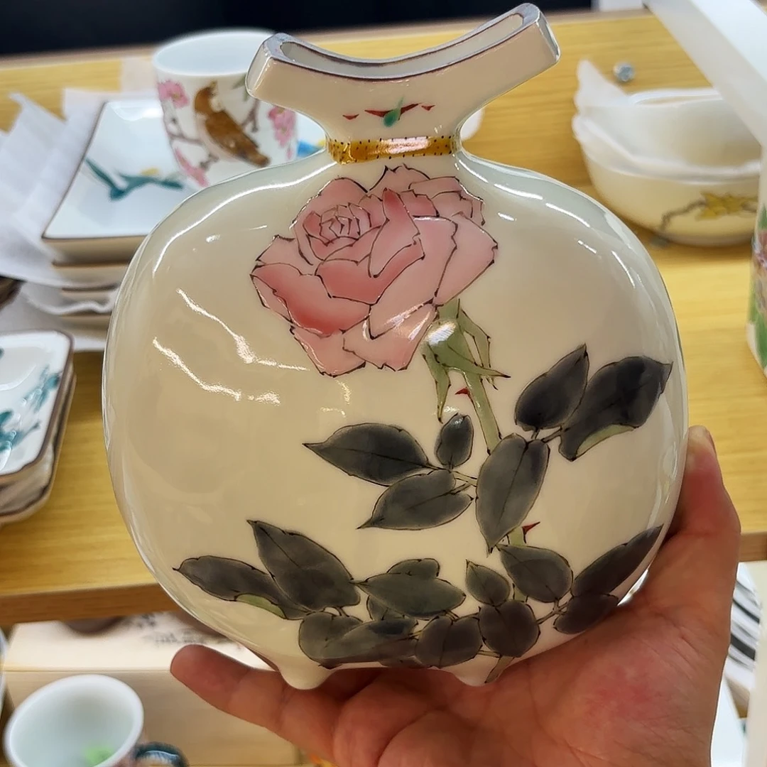 瓷      山田义明