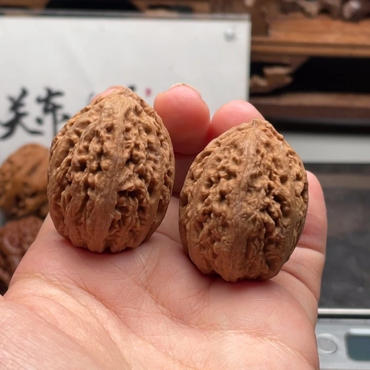 文玩核桃把件白云25