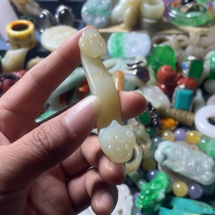 和田玉未镶嵌吊坠(不含链)