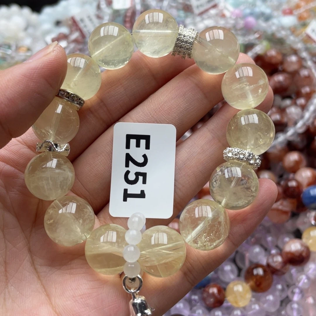 未镶嵌手链水晶多样性