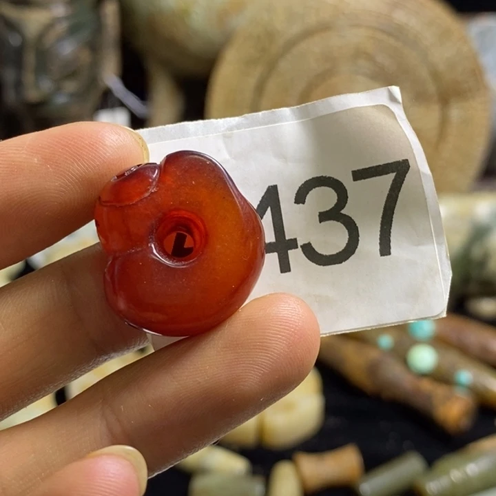 和田玉未镶嵌颈饰夏*