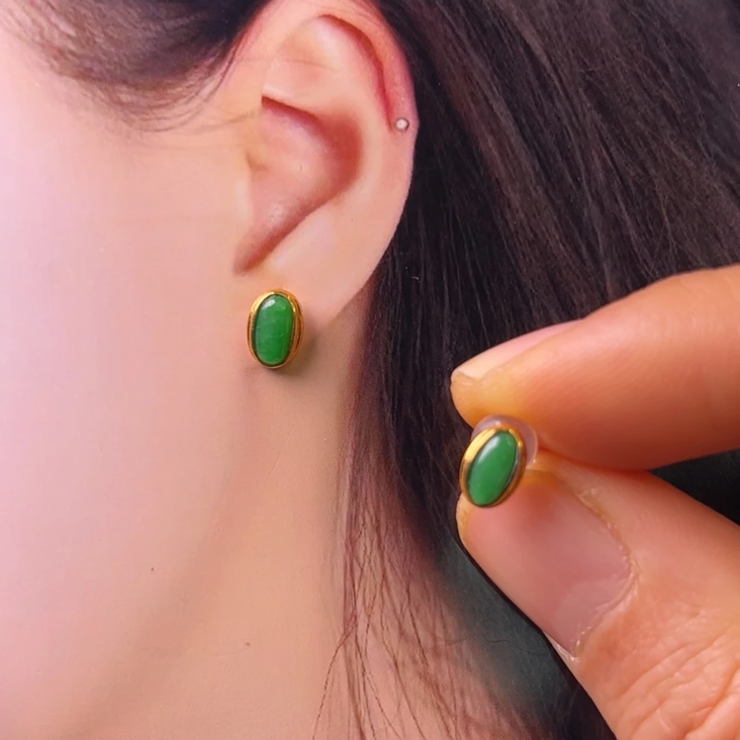 翡翠耳饰18K金镶嵌耳钉