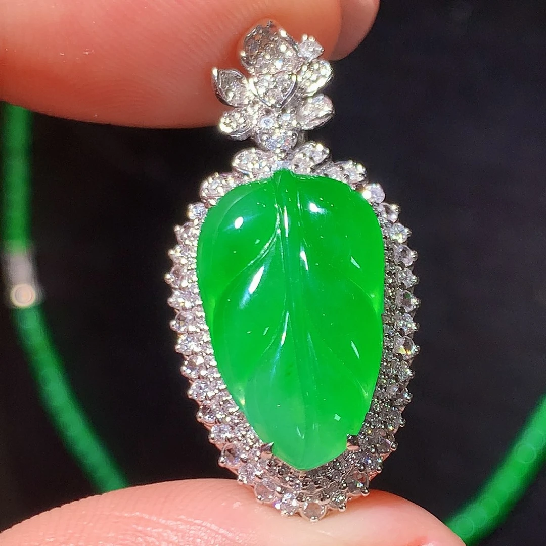 翡翠18K金镶嵌吊坠(不含链)