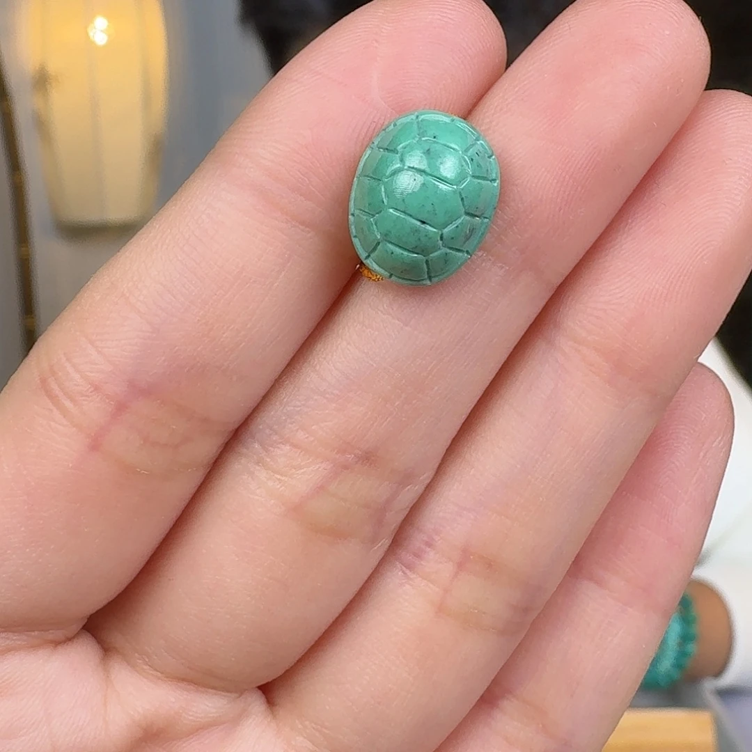 绿松石未镶嵌挂件