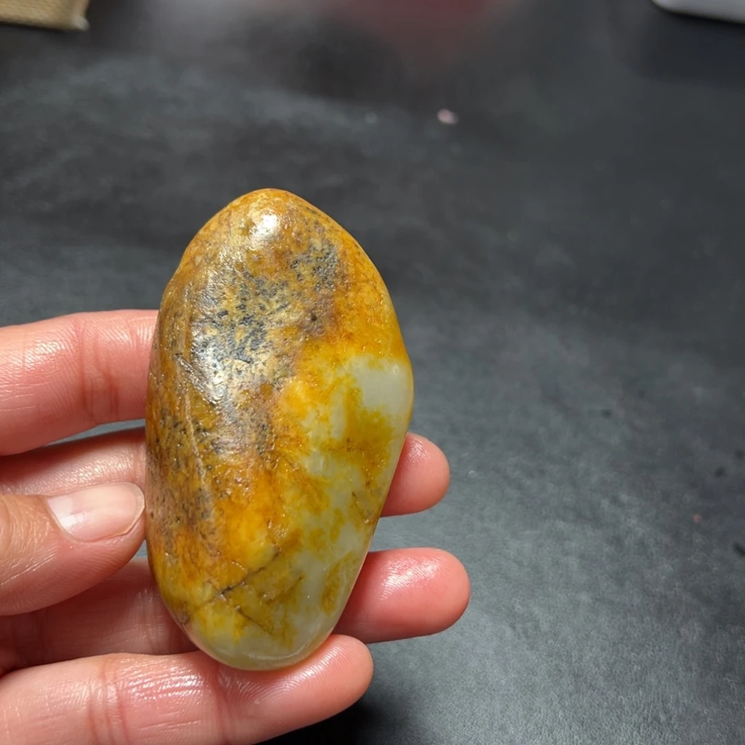 和田玉吊坠未镶嵌