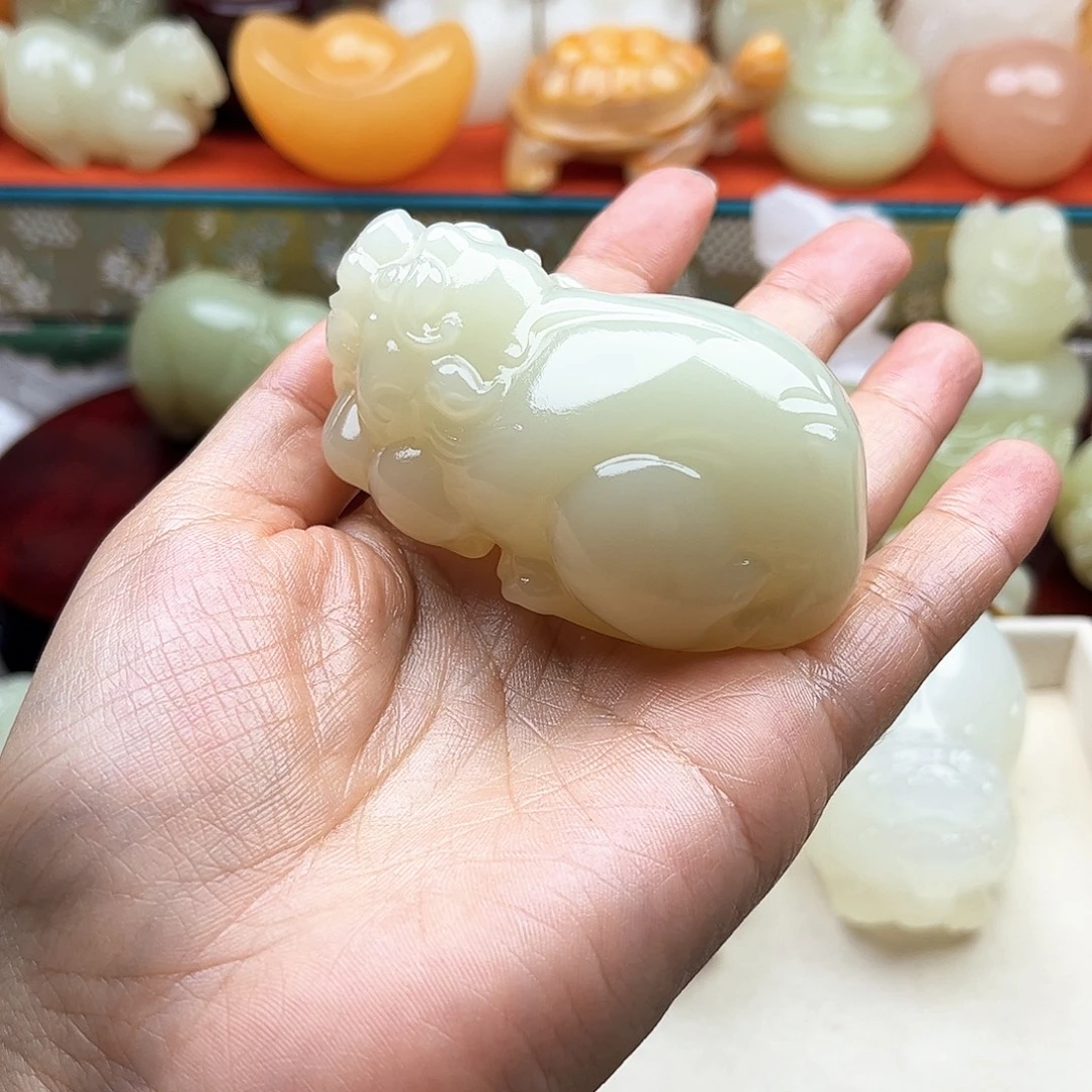 柳***缘石材貔貅手吧摆件