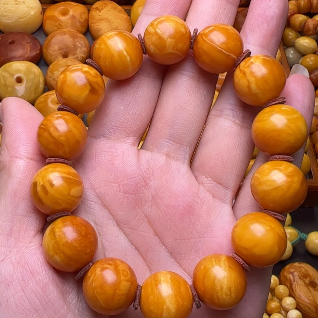 琥珀未镶嵌珠宝奇石15