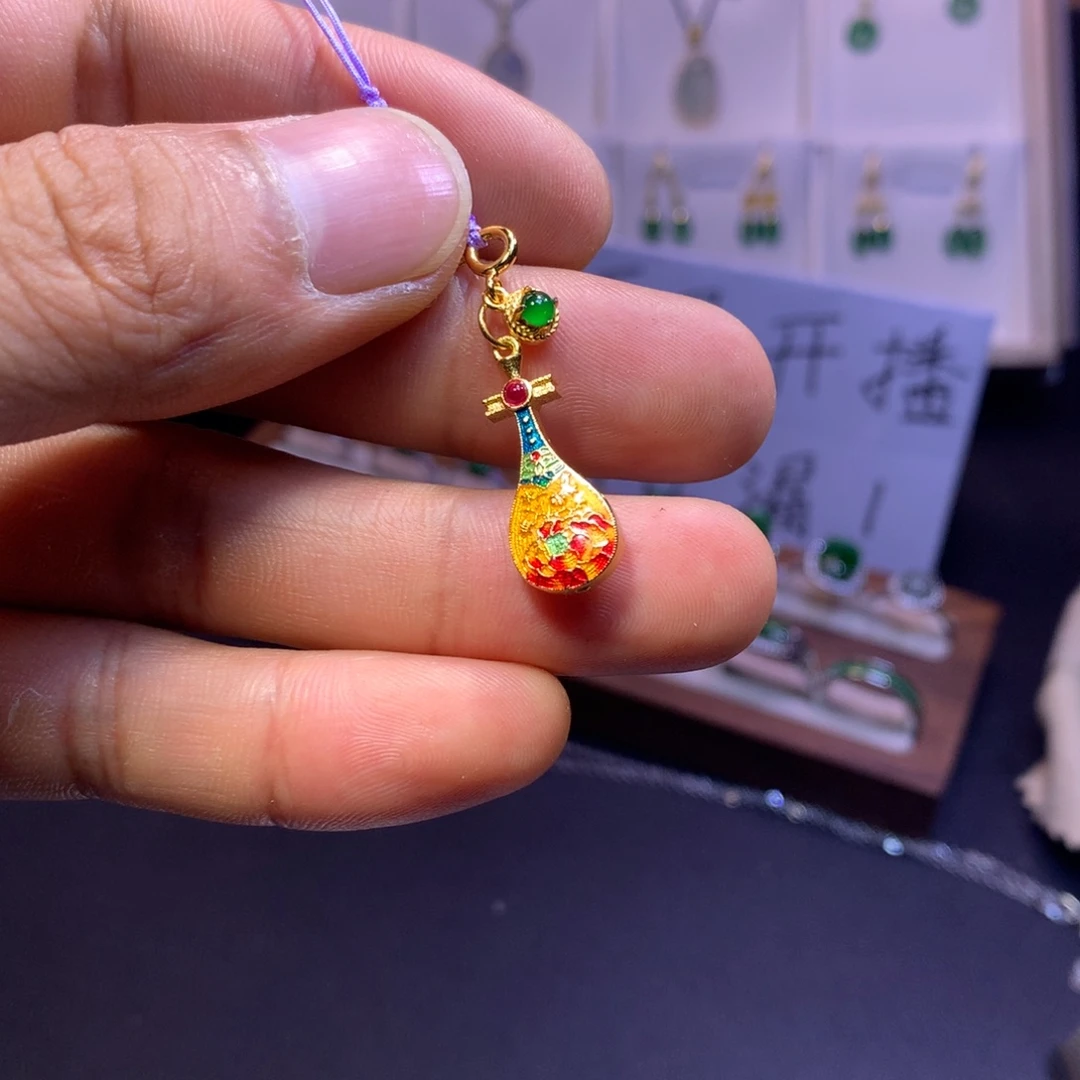 翡翠银S925镶嵌颈饰琵琶