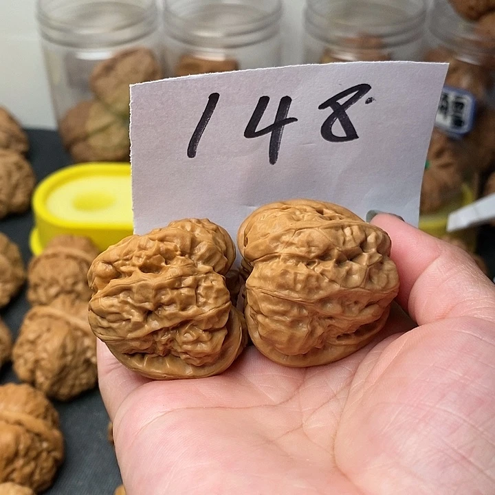 核桃蛤蟆39的价格是多少呢我