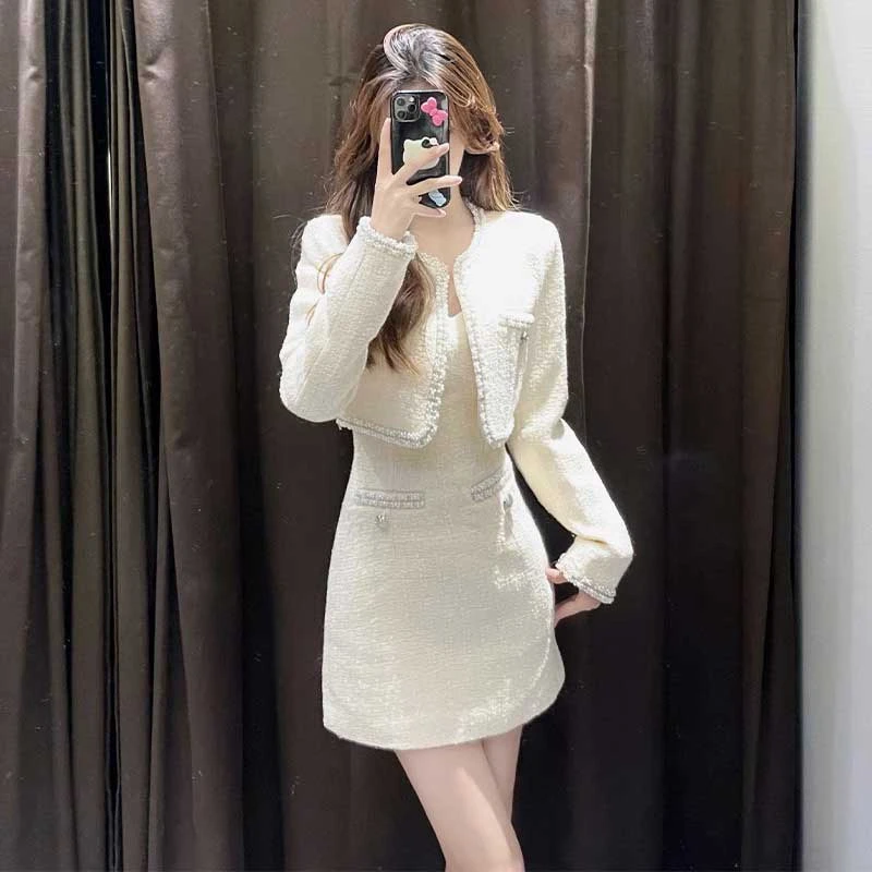 开春2025穿搭小香风外套高级感吊带洋装短裙子富家千金套装女冬