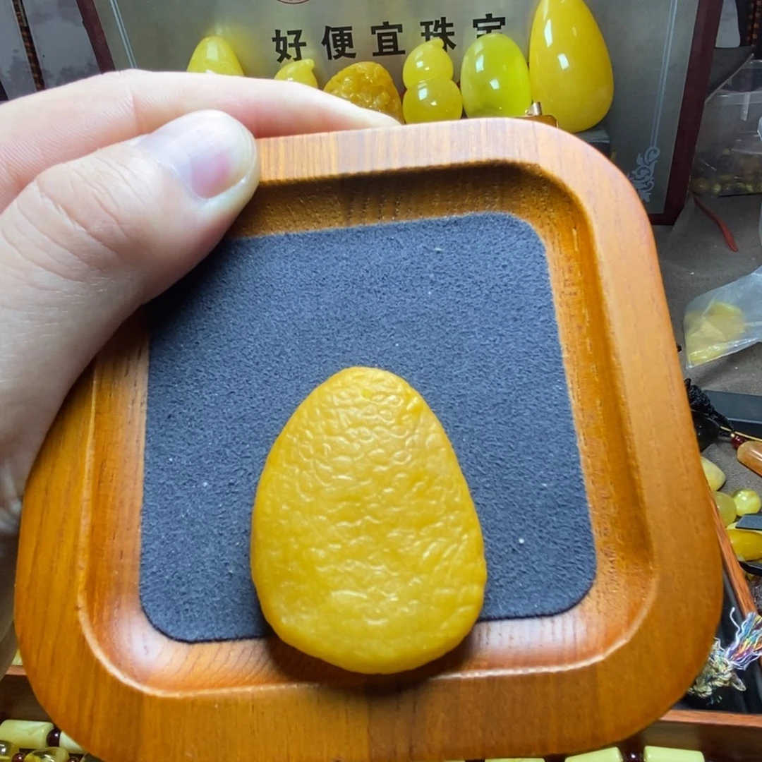 裸石琥珀未镶嵌蜜蜡