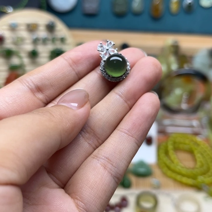蛇纹石玉银S925镶嵌颈饰