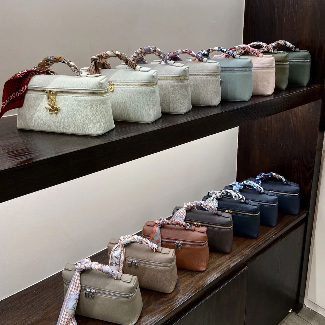 范范「LP19二代饭盒包」头层牛皮 内里羊皮 金扣化妆包手拎小方包