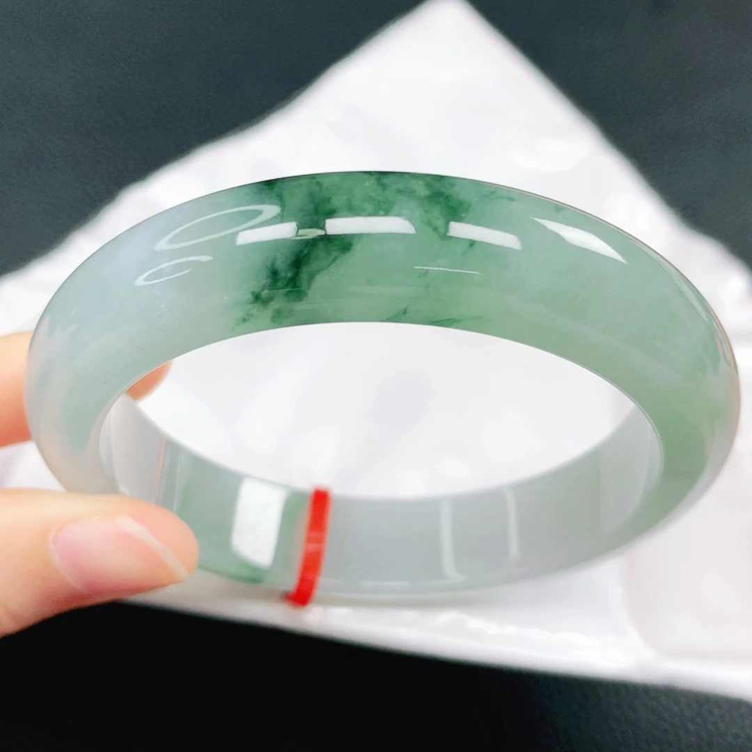 翡翠未镶嵌手镯57圈