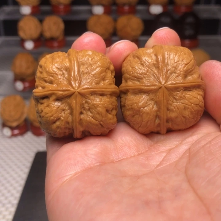 文玩核桃把件41八方凤玺