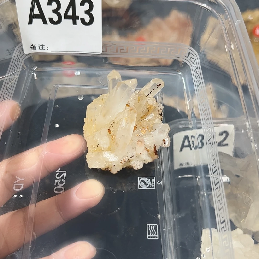 桥***N珠宝半成品水晶未镶嵌