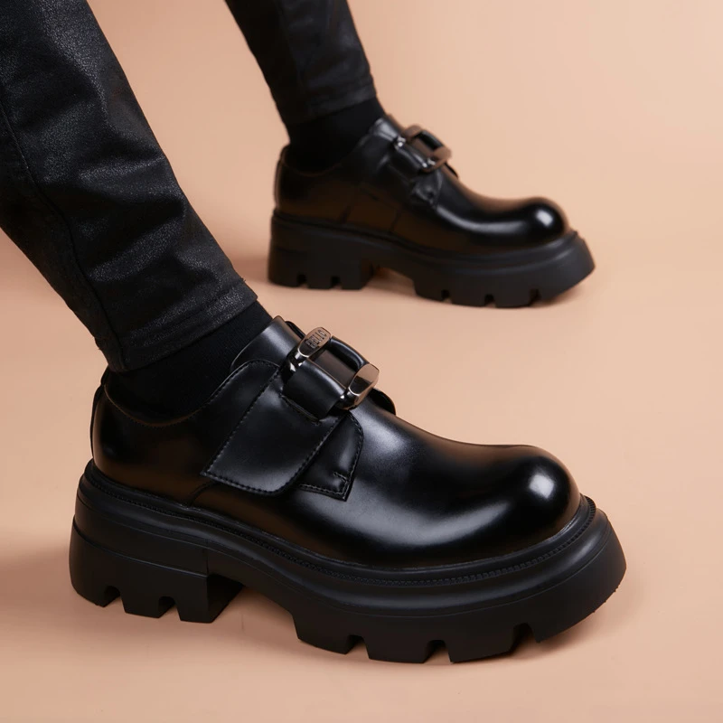 『匠心设计风』精致工艺~一眼倾心！新款舒适英伦休闲内增高皮鞋男潮