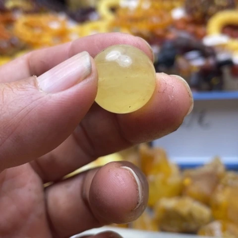 手串蜜蜡未镶嵌吊坠