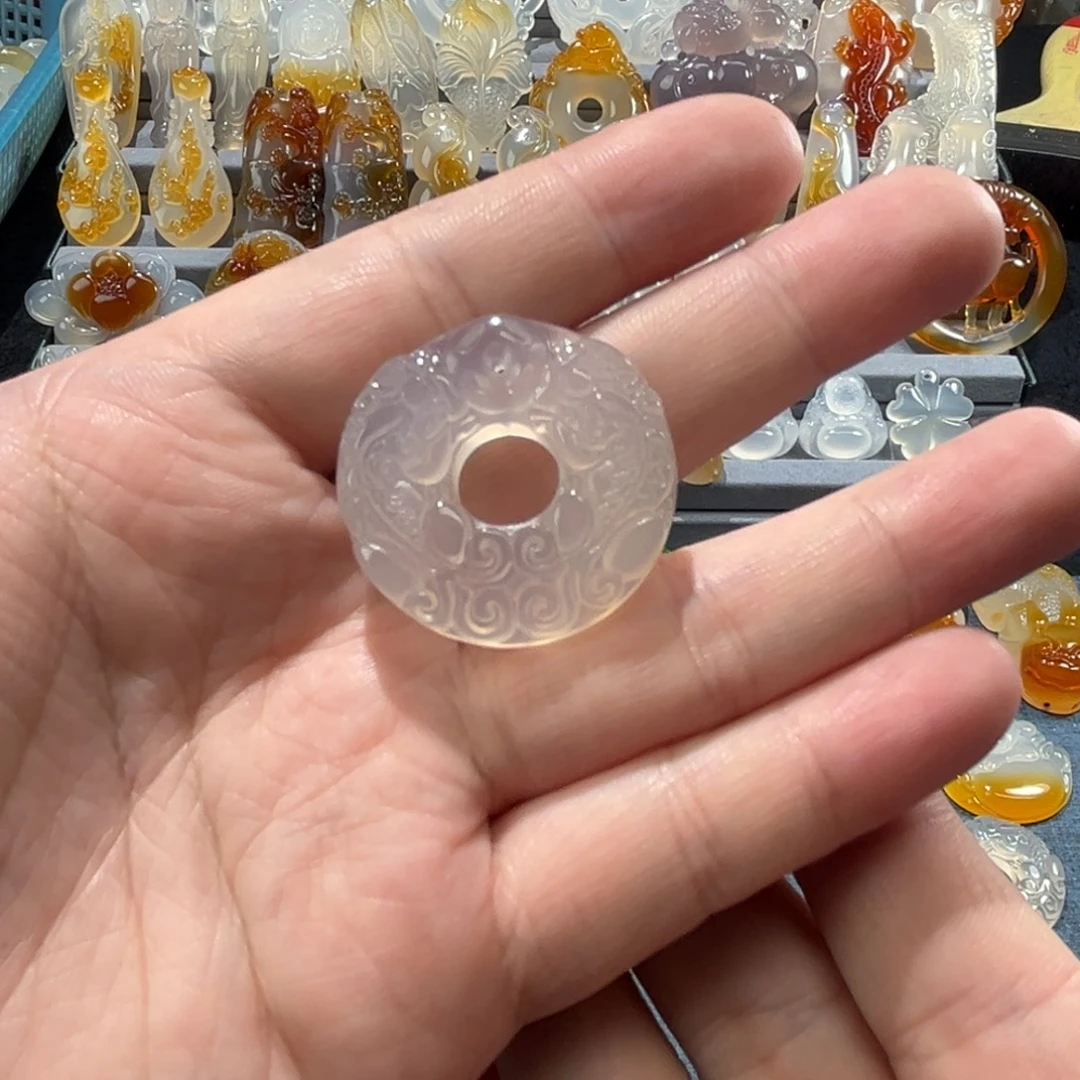 安***华玛瑙/玉髓未镶嵌颈饰