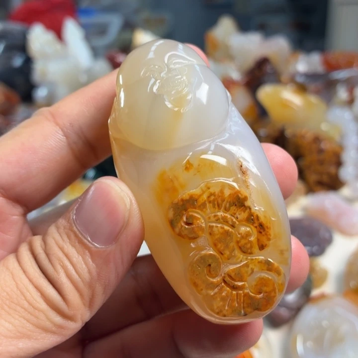 未镶嵌颈饰玛瑙/玉髓