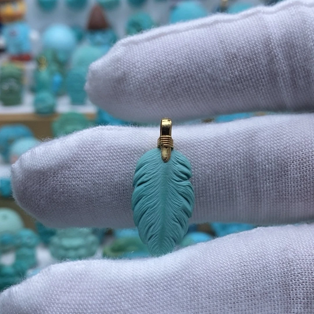 绿松石未镶嵌挂件