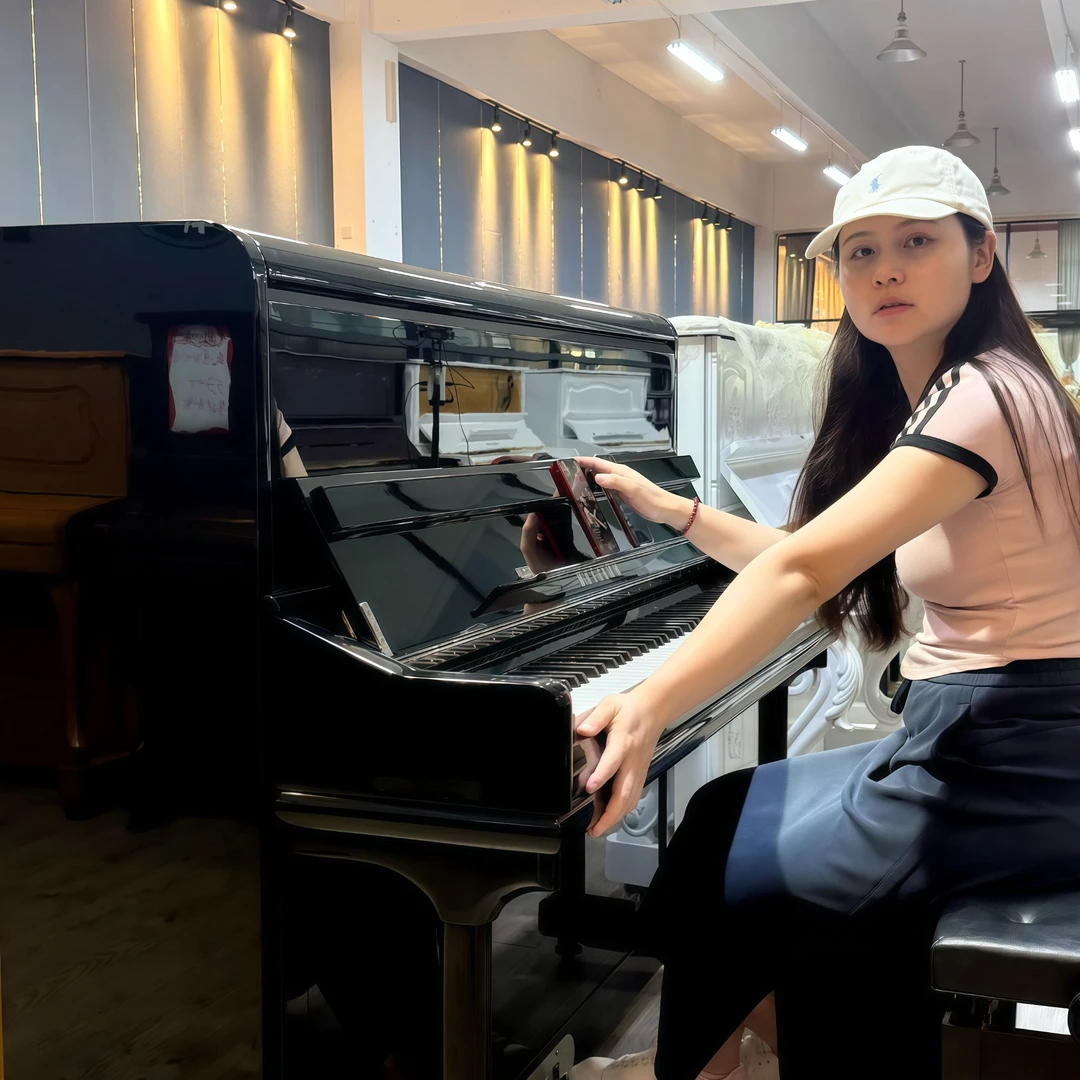 PEARL RIVER P/珠江钢琴 珠江星海海伦国产二手旧钢琴锁琴定金