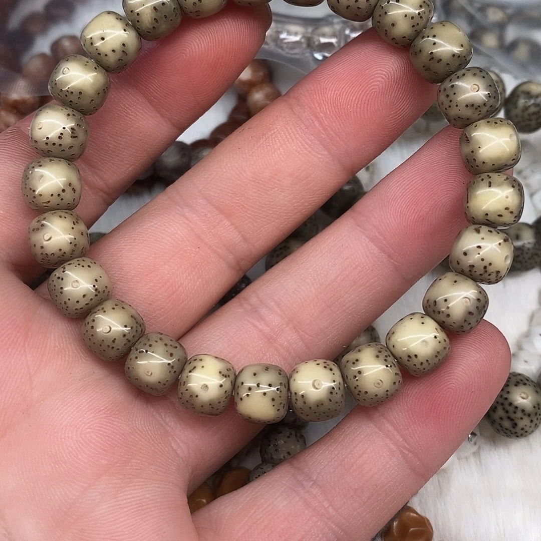 吊坠星月菩提大留白