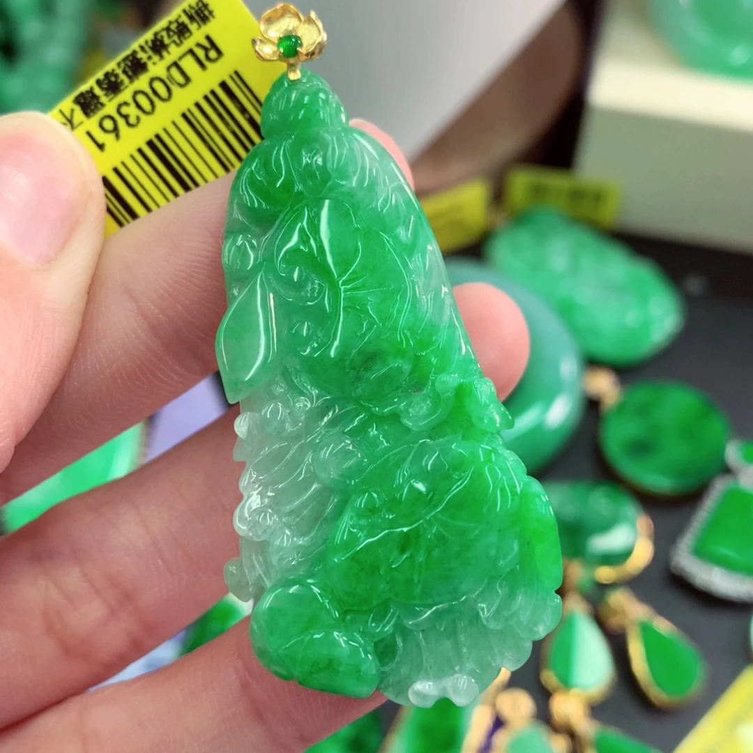 翡翠18K金镶嵌吊坠(不含链)
