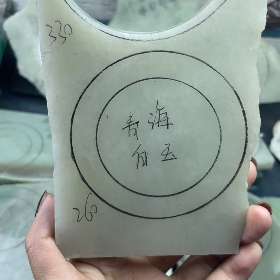 ****定制和田玉定制手镯