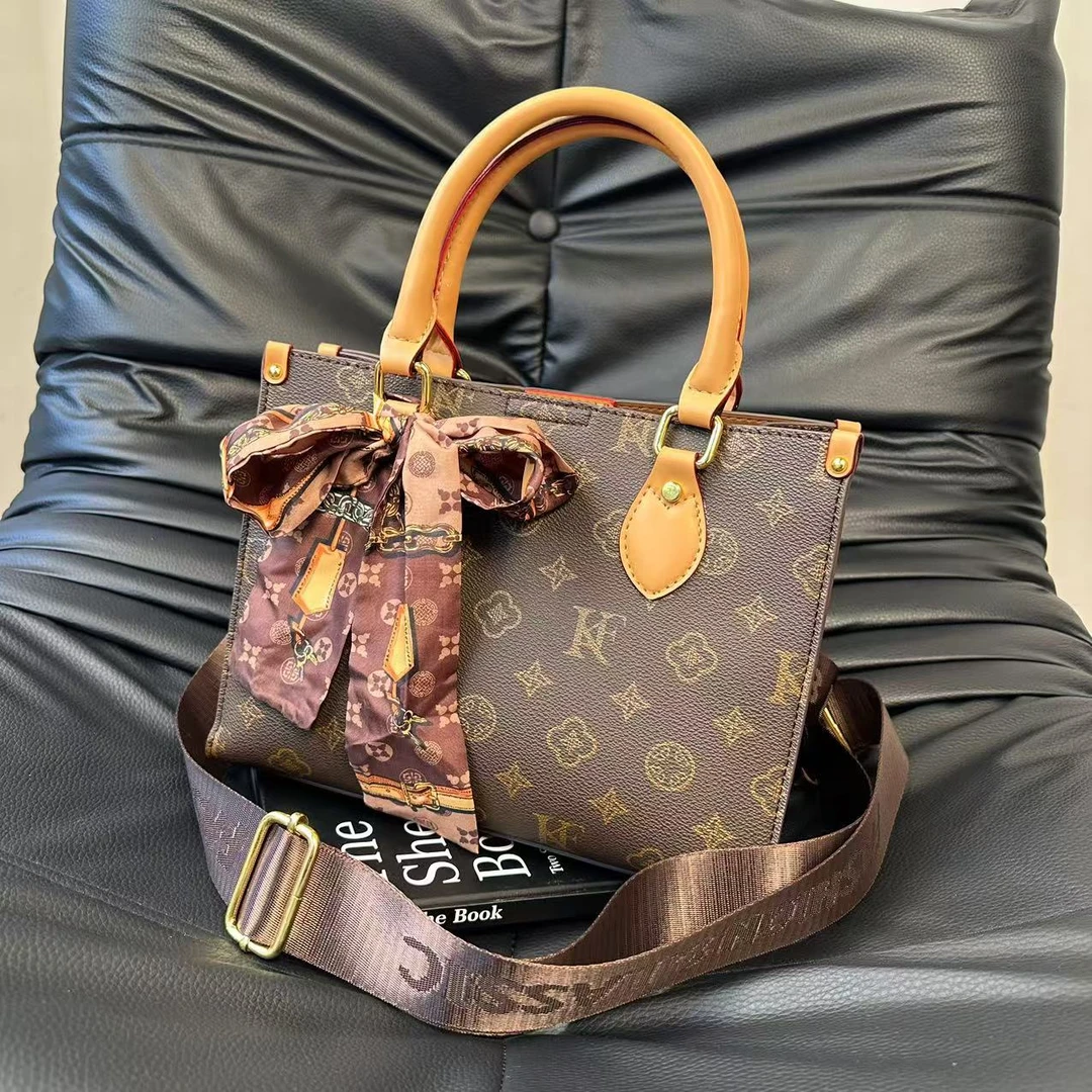 【有运费险】高级感潮流腋下印花单肩包百搭斜挎包撞色托特包女士