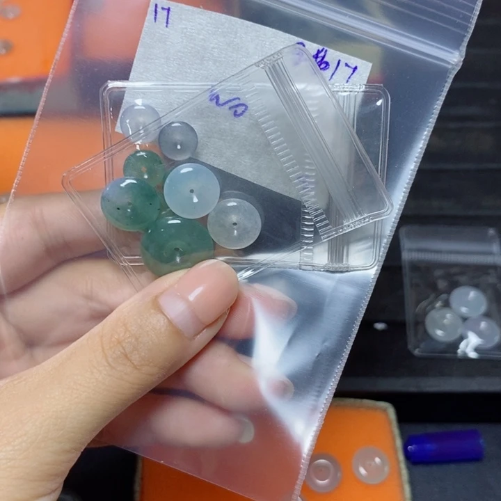 S***u未镶嵌定制翡翠不退