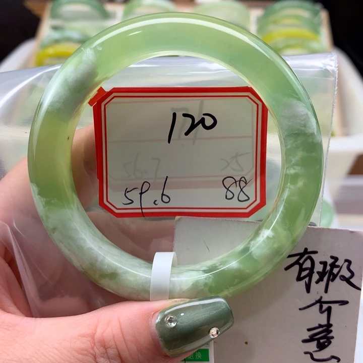 未镶嵌蛇纹石玉手镯