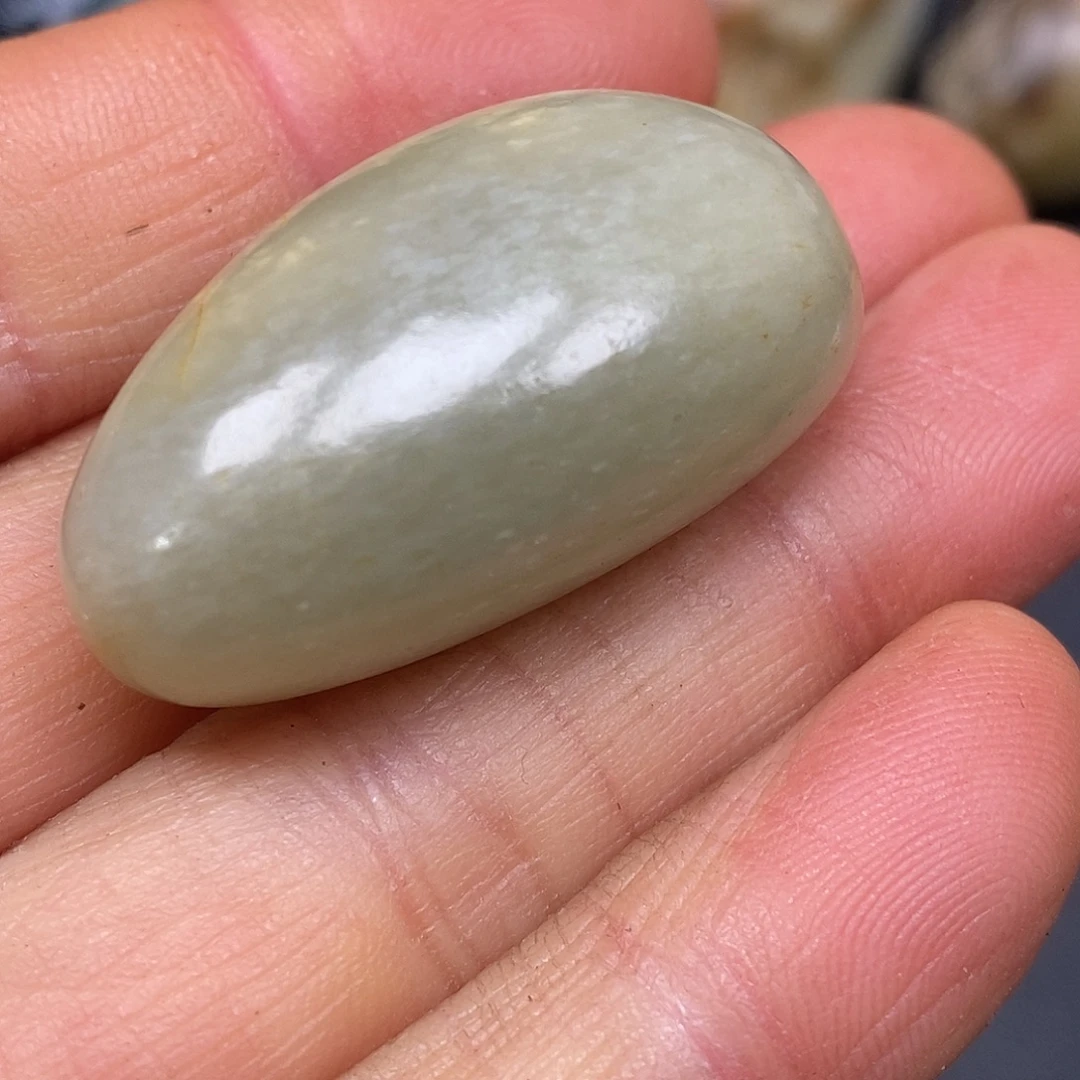 和田玉未镶嵌珠宝奇石