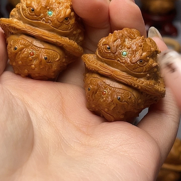 该***销镶嵌金蝉，精品全品