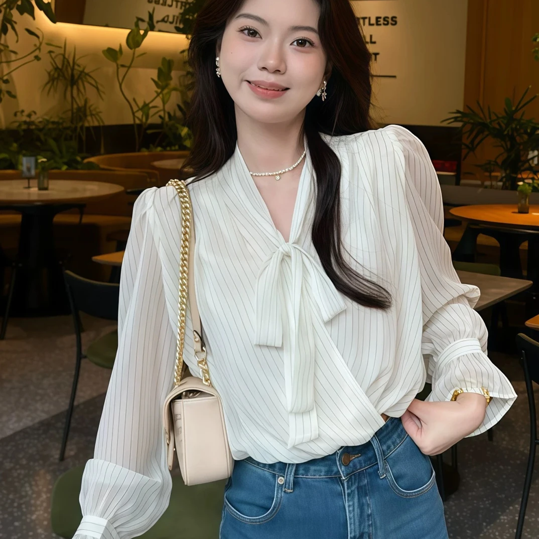 柔光秘境韩系气质飘带条纹衬衫女薄款V领喇叭袖设计感小众上衣