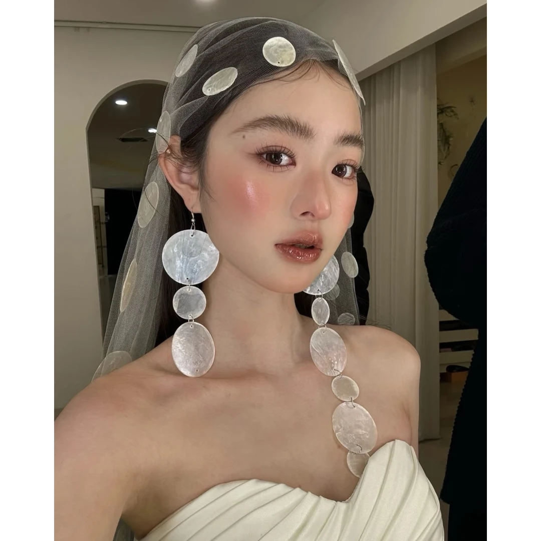 合金贝壳耳饰 南一｜手作贝壳圆片不对称小众耳环