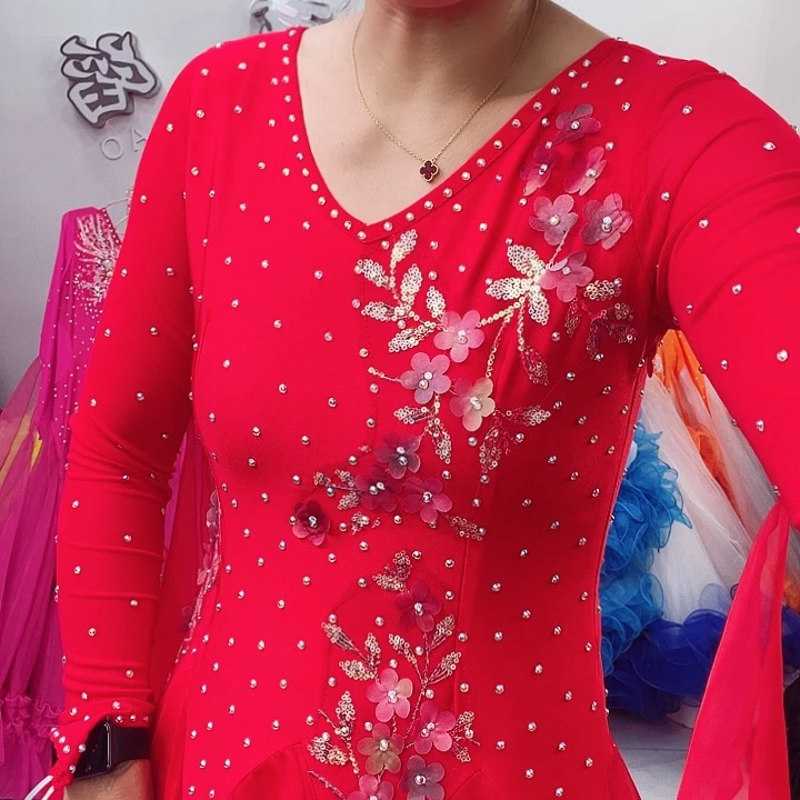 交谊舞的舞蹈动作和舞蹈