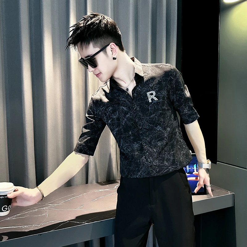 夏季痞帅潮流衬衫男立领暗黑纹薄款短袖2025新款时尚中袖男款上衣