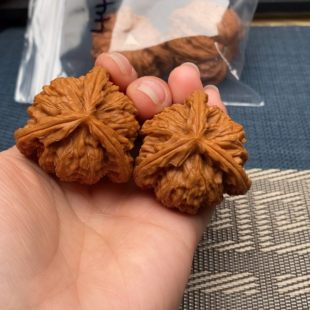 空***空吊坠文玩核桃三棱