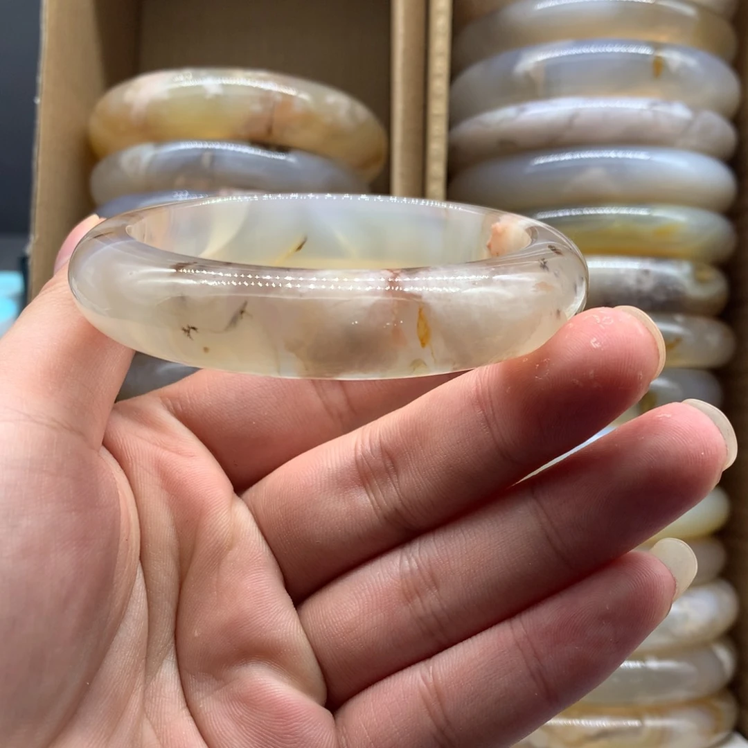 【闪购商品】玛瑙/玉髓手镯未镶嵌咦*咦