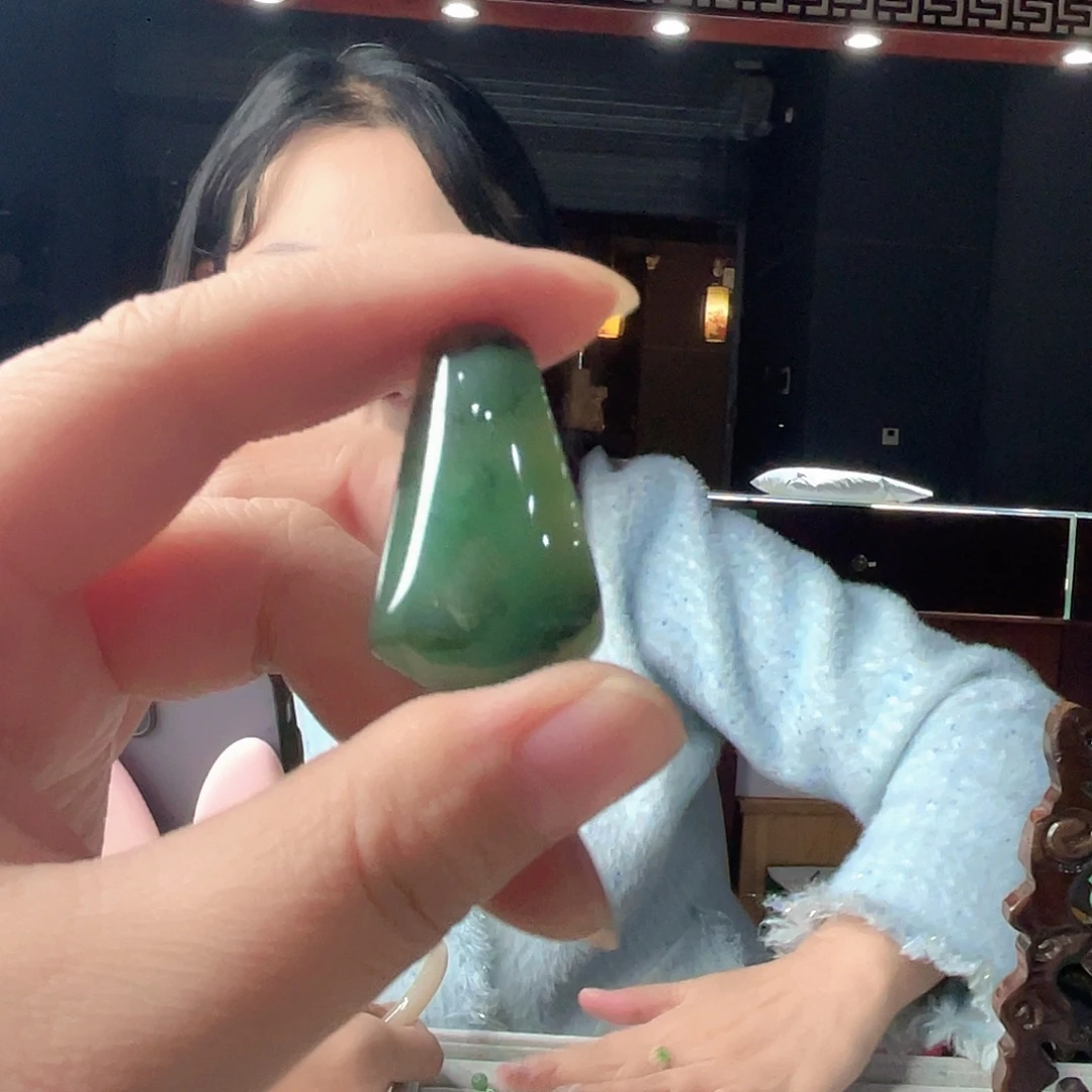 密玉（石英质玉）未镶嵌颈饰