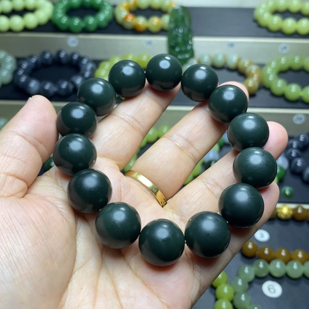 和田玉未镶嵌手串