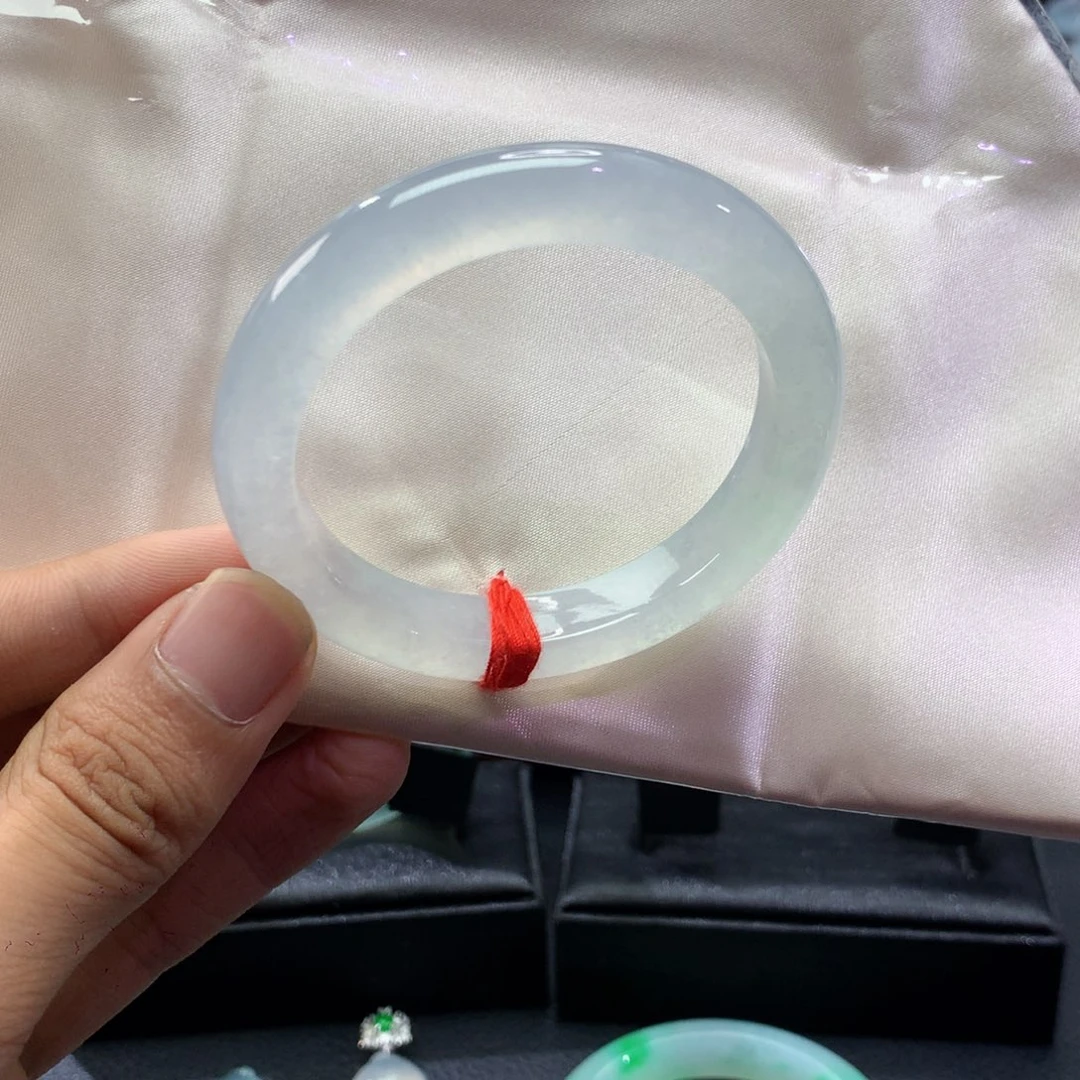 未镶嵌手镯翡翠正圈